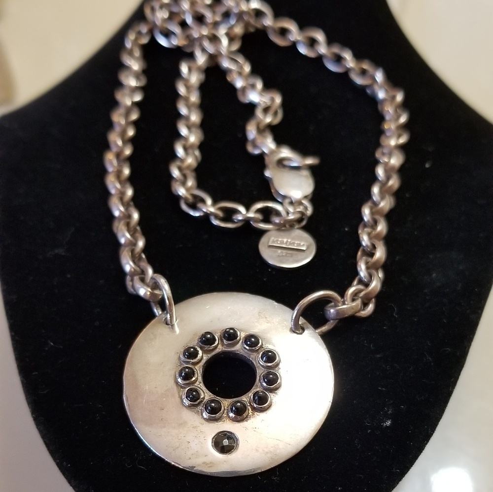 Kum Kum onyx necklace